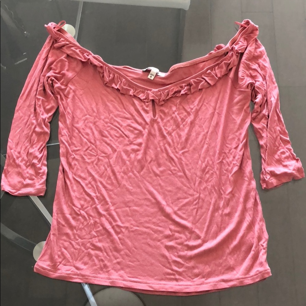 Express One Eleven off the shoulder pink top